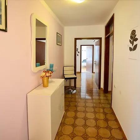 Apartment Kuki